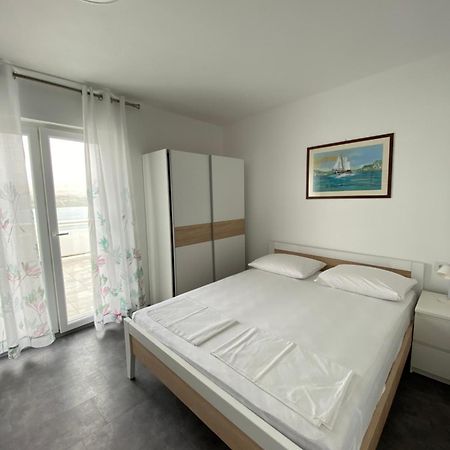 Apartmani Pozega Паг Екстер'єр фото